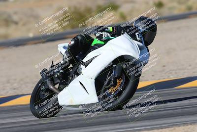 media/Feb-03-2024-SoCal Trackdays (Sat) [[767c60a41c]]/3-Turn 4 (1020am)/